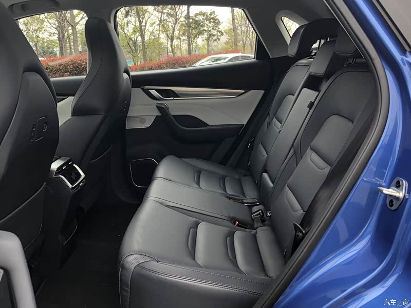 威马ex5 2018款 ex5 400 extra创新版怎么样_优缺点_开车兜风2019