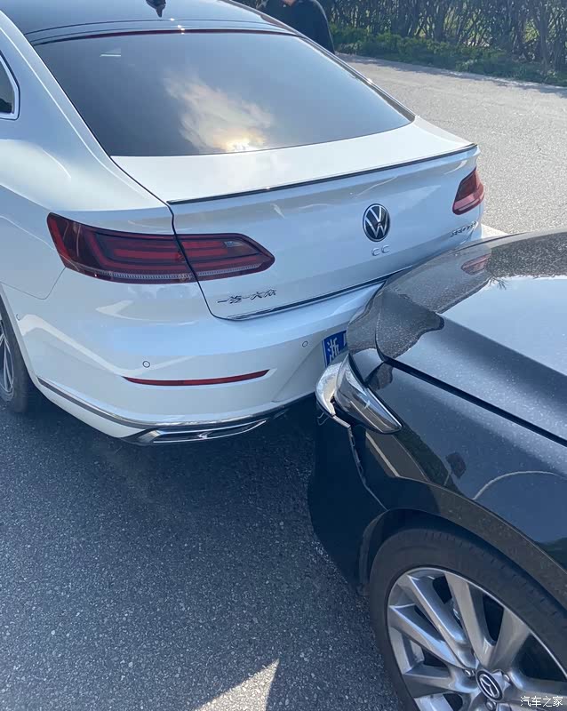 awjvs0gi4h6 购买车型 一汽-大众cc 2021款 380tsi夺目版 购买地点