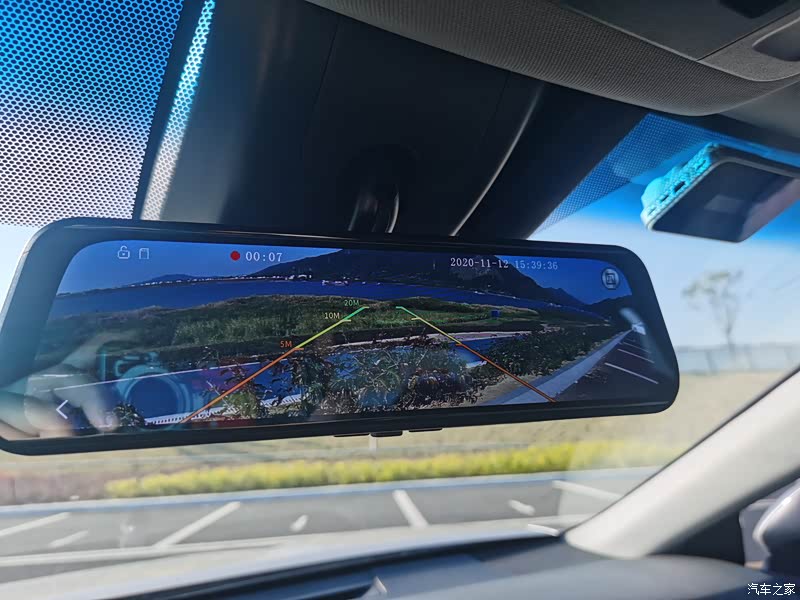 凯美瑞 2019款 改款 双擎 2.5hg 豪华版