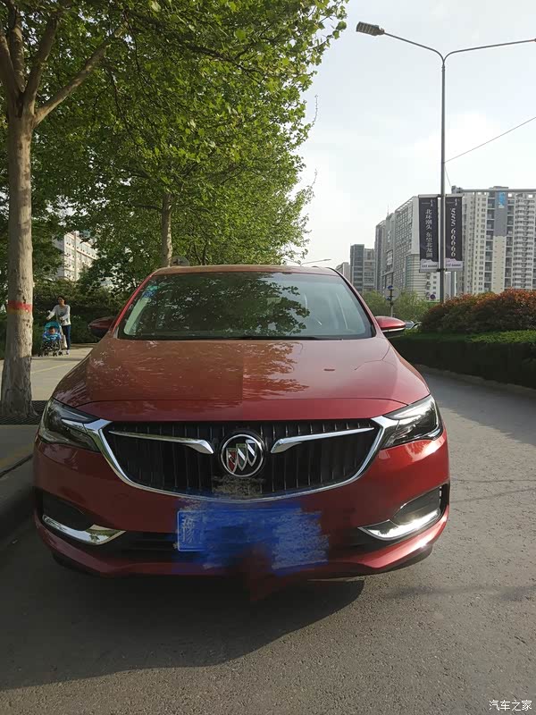 小红车,手拉手,一起走,逛市区,跑高速,有你陪伴不孤独,嘻嘻