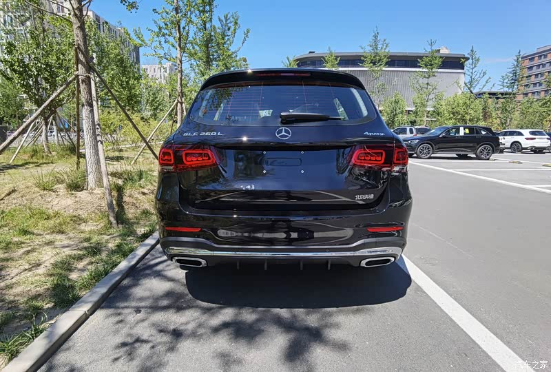 汽车之家|奔驰glc报价大全|大众点评|2021款 glc 260 l 4matic 豪华型