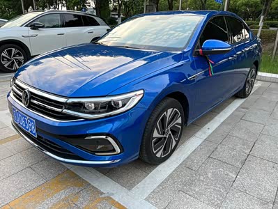 宝来2023款 280tsi dsg尊行版怎么样_优缺点_贝加尔湖蓝1446_口碑