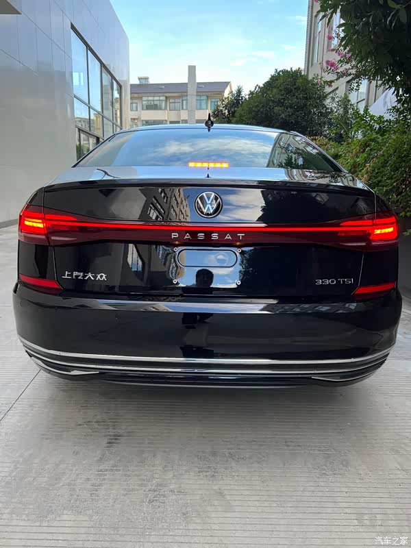 汽车之家|帕萨特报价大全|大众点评|2022款 330tsi 精英版怎么样