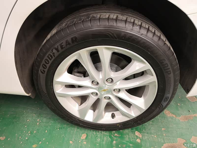 2018款530t自动锐驰版