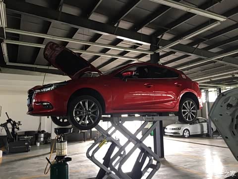 马自达3 昂克赛拉