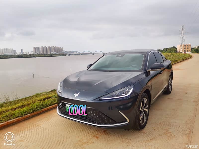 汽车之家|极狐 阿尔法s(arcfox αs)报价大全|大众点评|2021款 525s