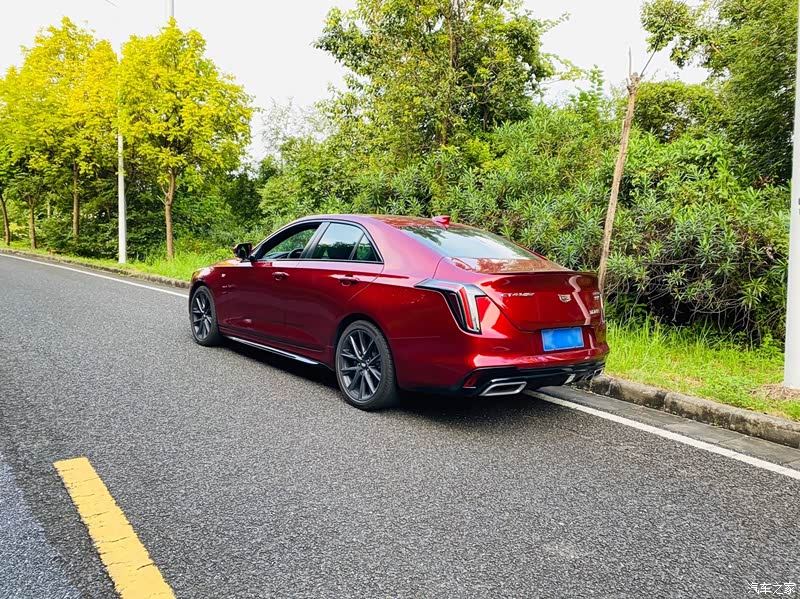 凯迪拉克ct4 2020款 28t 精英型怎么样_优缺点_成人之吻_口碑_汽车之