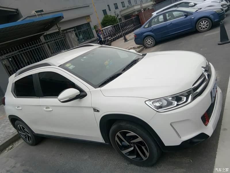 首页 小型suv 雪铁龙c3-xr 雪铁龙c3-xr 口碑 > 2015款 1.