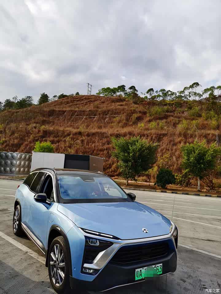 蔚来es8 2018款 355km 基准版 七座版