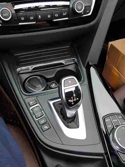 宝马3系 2018款 320li 领先型m运动套装