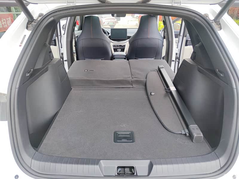 2021款dmi110km旗舰plus