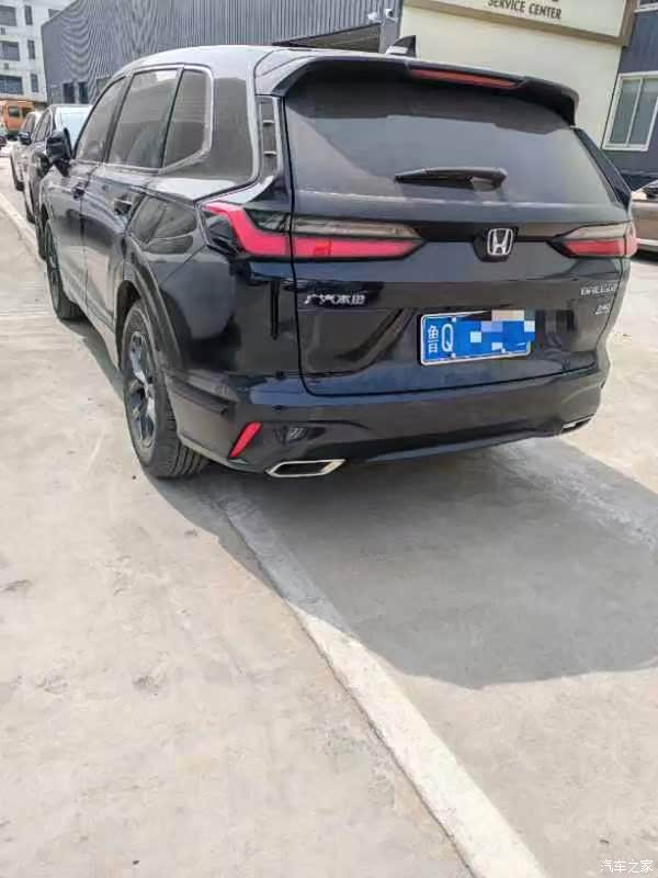 当时也看过好几个品牌比如途观l,本田crv