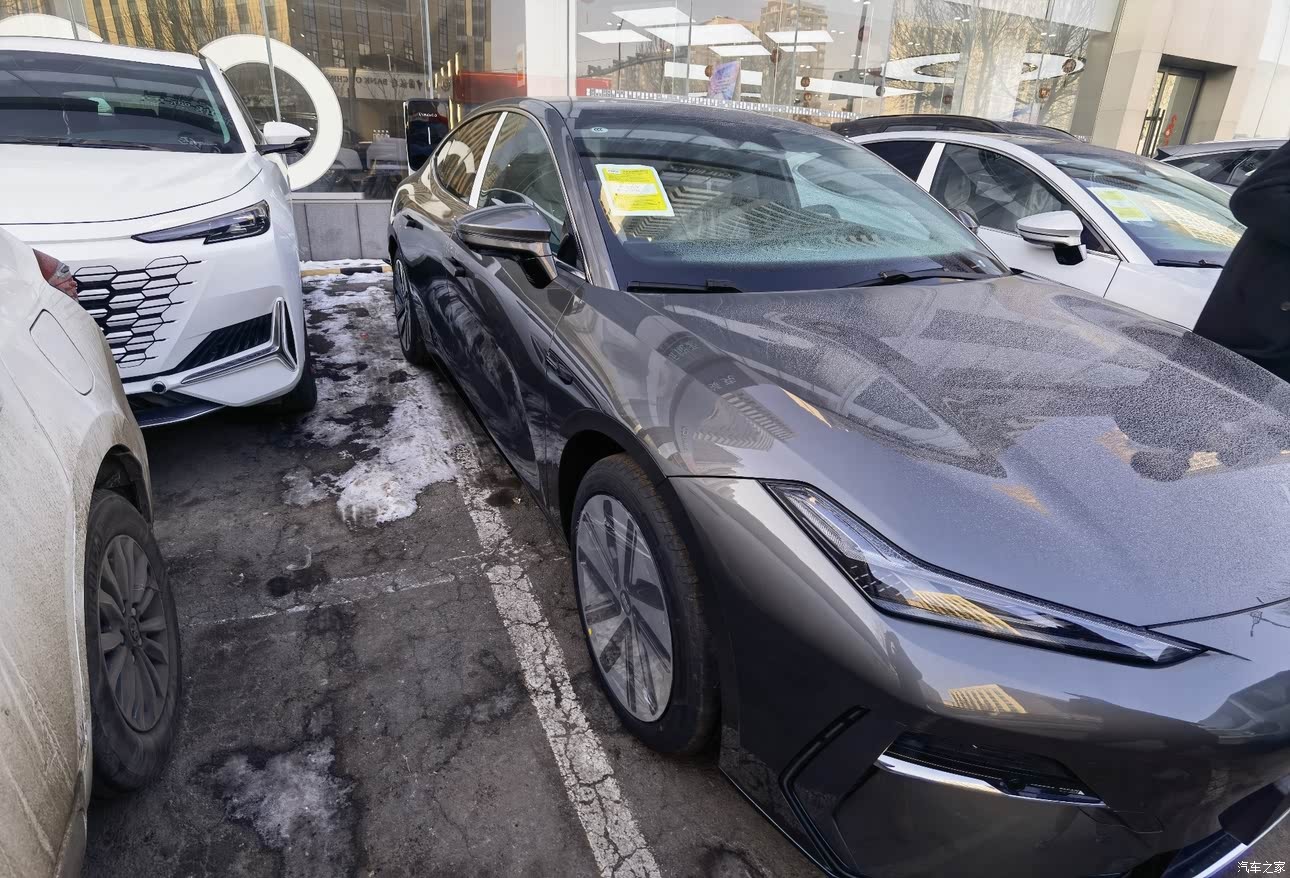 银河e8 2024款 665km 星舰 远航版怎么样_优缺点_东北电车车主_口碑