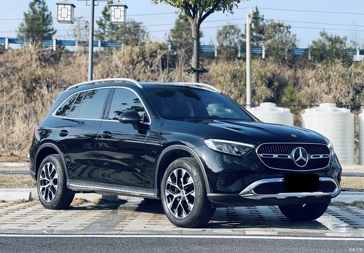 奔驰glc 2023款 改款 glc 260 l 4matic 动感型 7座怎么样_优缺点