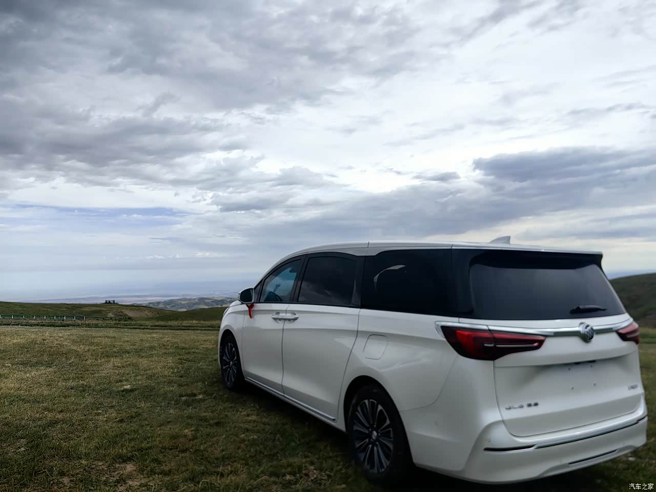 别克gl8 2023款 es陆尊 旗舰型怎么样_优缺点_mameng