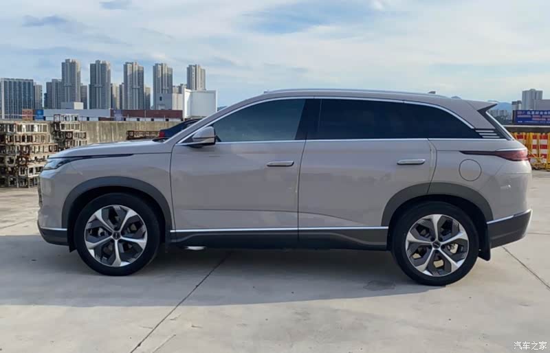 当前位置:>首页>中型suv>护卫舰07>护卫舰07口碑>2024款荣耀版dm-i100