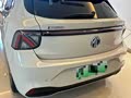给老婆选代步车，喜提 MG4