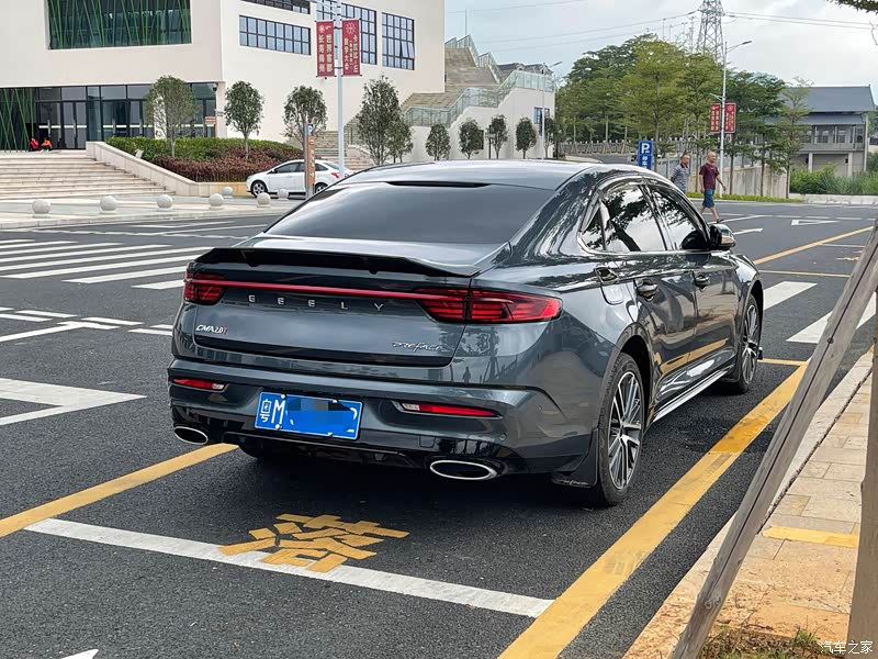 2021款20td尊贵型